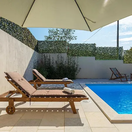 Holiday home Vermo Beram